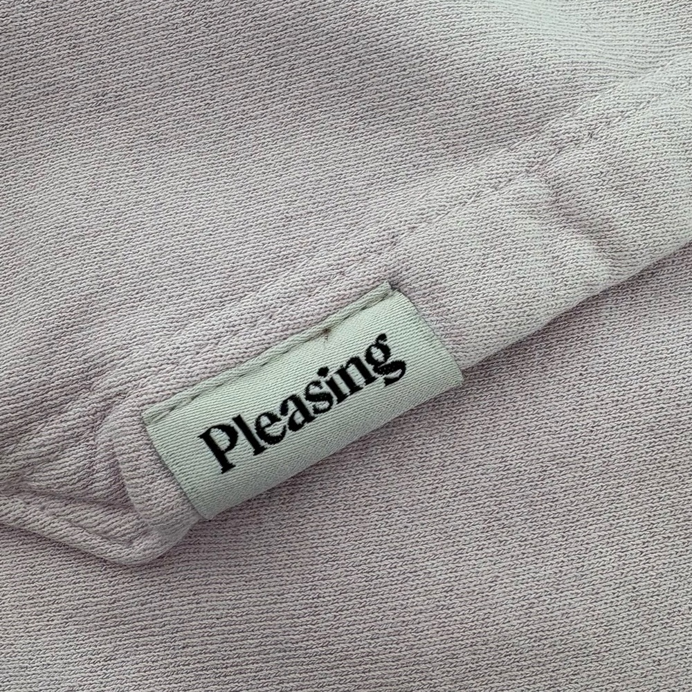 PLEASING sweatshirt